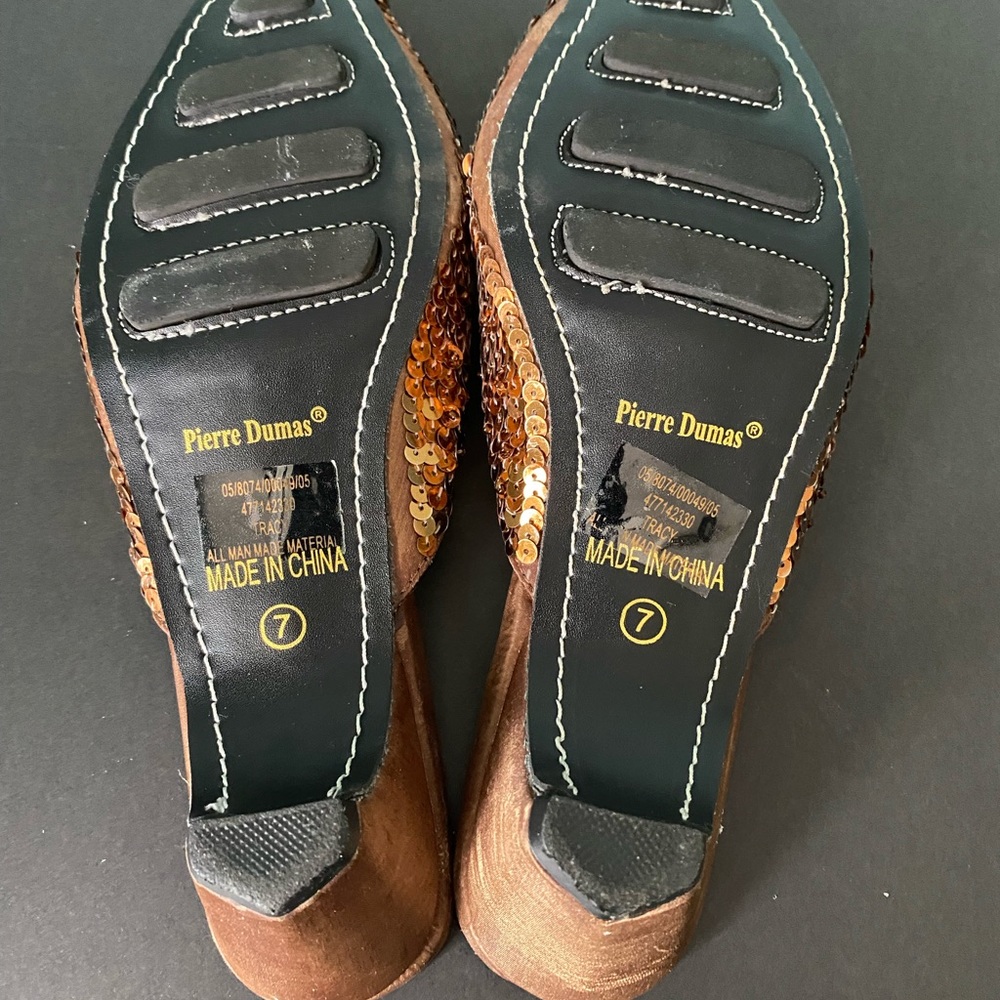 Formal Holiday or Wedding Sequin Slides Sz 7 - Picture 4 of 9